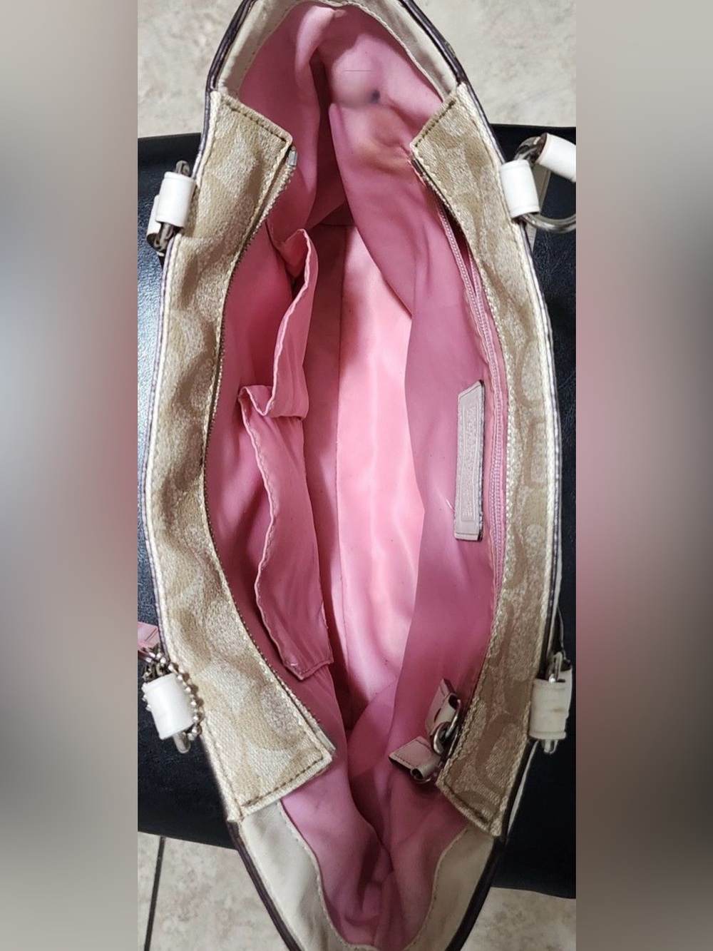 Coach Chelsea Heritage Beige Pink Signature Canvas Tote #14477 - 2010 - EUC - Picture 11 of 12